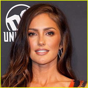 does minka kelly have a child|Minka Kelly Opens Up About Her Childhood Trauma。